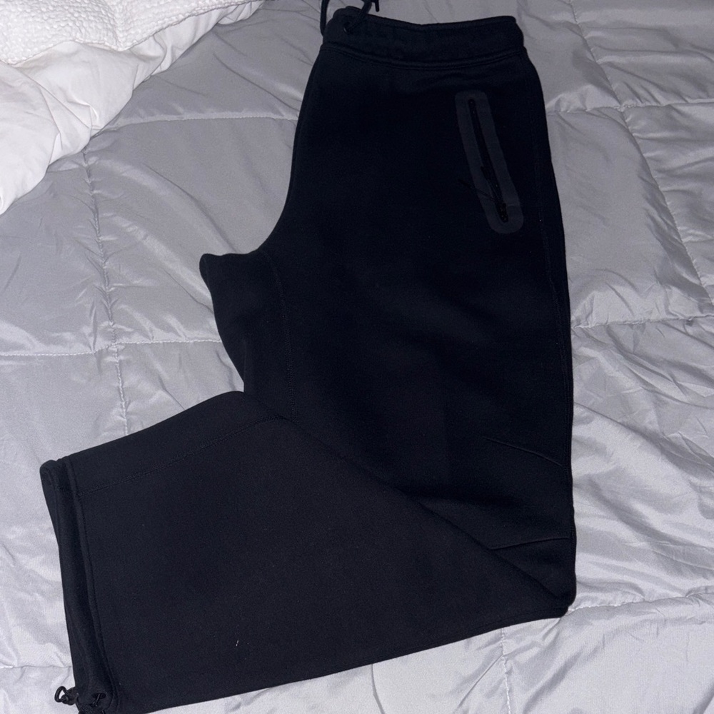 Nike Tech Sweatpants